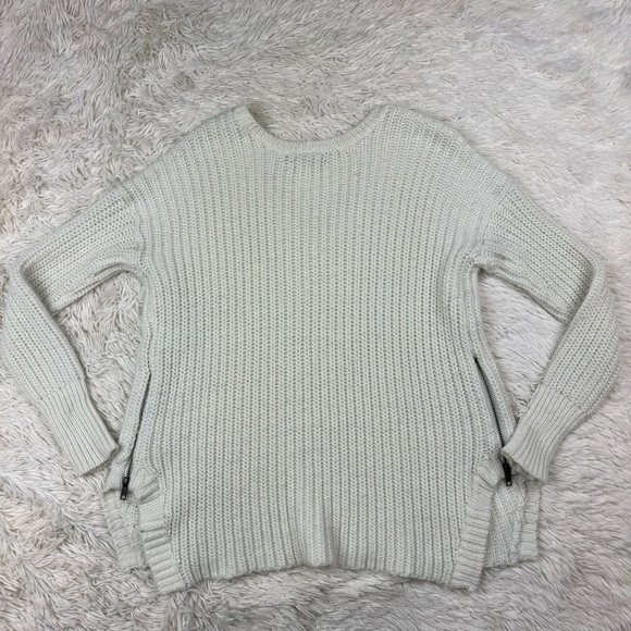 AEO Side Zip Sweater Size M - Picture 3 of 9